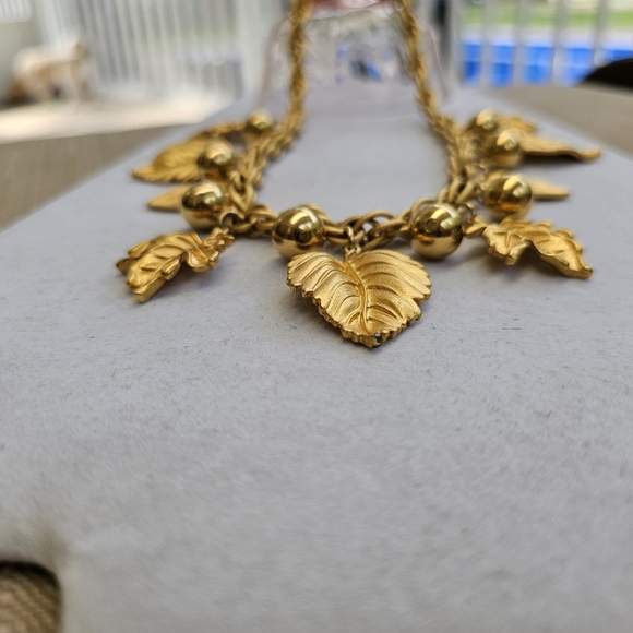 Napier Vintage Necklace with Golden Leaves and Beads STUNNING RARE - Picture 7 of 15